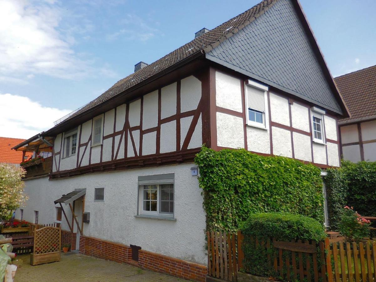 Small Apartment In Hesse With Terrace And Garden Frielendorf 외부 사진