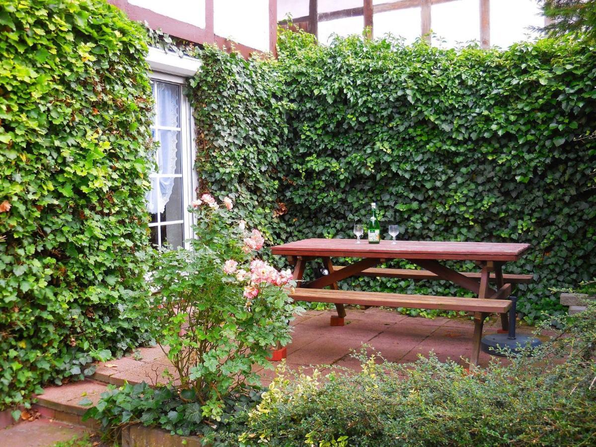 Small Apartment In Hesse With Terrace And Garden Frielendorf 외부 사진